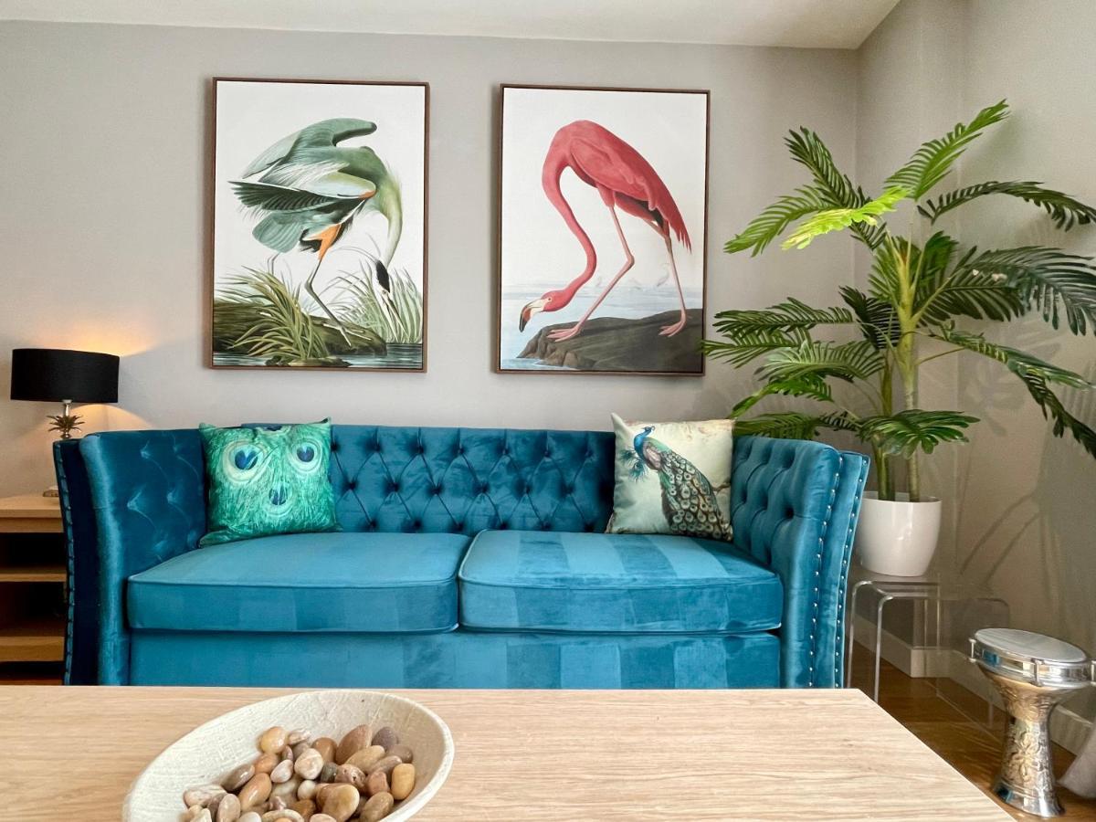 Stunning 2-Bed Town Centre Apartment - Hosted By Hutch Lifestyle Leamington Spa Kültér fotó